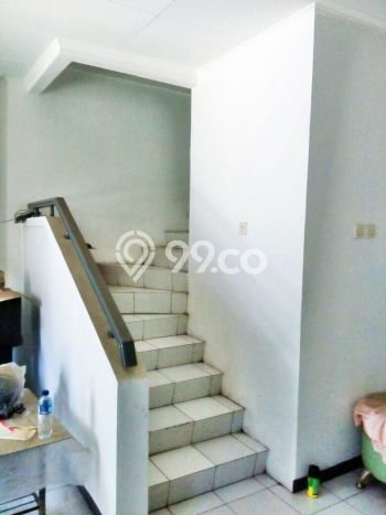 Rumah LT 75m² Semi Furnished di Taman Palem, Dekat Supermarket, Jakarta Barat Rumah LT 75m² Semi Furnished di Taman Palem, Dekat Supermarket, Jakarta Barat