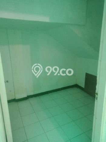 Rumah LT 75m² Semi Furnished di Taman Palem, Dekat Supermarket, Jakarta Barat Rumah LT 75m² Semi Furnished di Taman Palem, Dekat Supermarket, Jakarta Barat