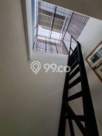 HARGA SPESIAL! Rumah Minimalis area Taman Surya, Jakarta Barat, Luas 108m² Bangunan 190m² BISA KPR! HARGA SPESIAL! Rumah Minimalis area Taman Surya, Jakarta Barat, Luas 108m² Bangunan 190m² BISA KPR!