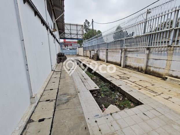 Area Ramai! Gudang Dijual di Cipondoh untuk Bisnis Luas Bangunan 314m2 Area Ramai! Gudang Dijual di Cipondoh untuk Bisnis Luas Bangunan 314m2