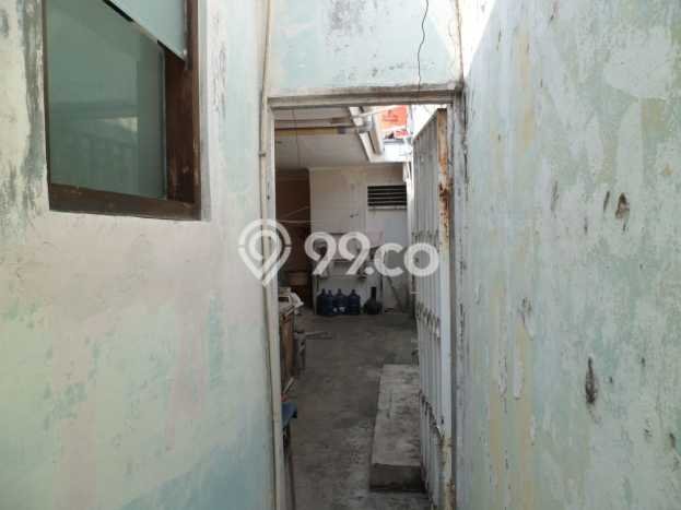 Rumah Elit Modern Siap Huni di Meruya Jakarta Barat Rumah Elit Modern Siap Huni di Meruya Jakarta Barat