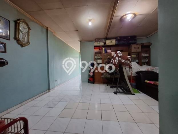 Ruko Dijual di Jakarta Barat LT 75m2 & LB 225m2 Lokasi Terbaik! Ruko Dijual di Jakarta Barat LT 75m2 & LB 225m2 Lokasi Terbaik!