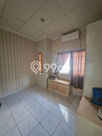 Rumah Minimalis 3 KT di Taman Surya Jakarta Barat Semi Furnished Rumah Minimalis 3 KT di Taman Surya Jakarta Barat Semi Furnished