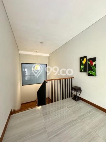 Rumah Berkualitas LT 243m² / LB 300m² di Lokasi Strategis Sentul City, Bogor Rumah Berkualitas LT 243m² / LB 300m² di Lokasi Strategis Sentul City, Bogor