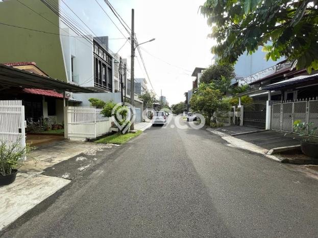 Rumah Elit Modern Siap Huni di Puri Indah Jakarta Barat Rumah Elit Modern Siap Huni di Puri Indah Jakarta Barat