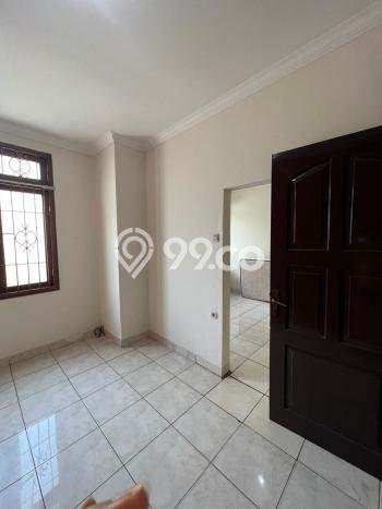 Dijual Hunian Rumah Nyaman 3 KT di Taman Palem, Jakarta Barat Dijual Hunian Rumah Nyaman 3 KT di Taman Palem, Jakarta Barat