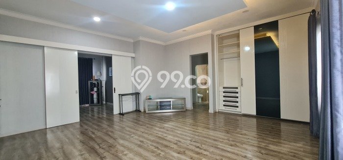 Rumah Elit LB 319m2 Siap Huni Desain Elegan di BSD, Tangerang Rumah Elit LB 319m2 Siap Huni Desain Elegan di BSD, Tangerang
