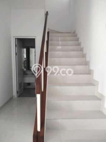 For Sale! Luxury House LT 180m2 Desain Modern di Gading Serpong For Sale! Luxury House LT 180m2 Desain Modern di Gading Serpong