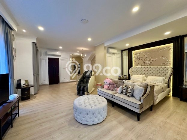 Rumah Elit LB 450m2 Siap Huni Desain Elegan di BSD De Park, Tangerang Rumah Elit LB 450m2 Siap Huni Desain Elegan di BSD De Park, Tangerang