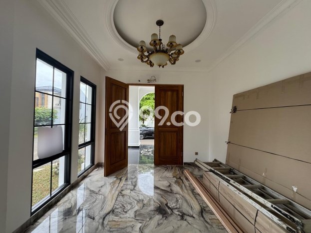 Rumah Elit LB 250m2 Siap Pakai Desain Elegan di Alam Sutera, Tangerang Rumah Elit LB 250m2 Siap Pakai Desain Elegan di Alam Sutera, Tangerang