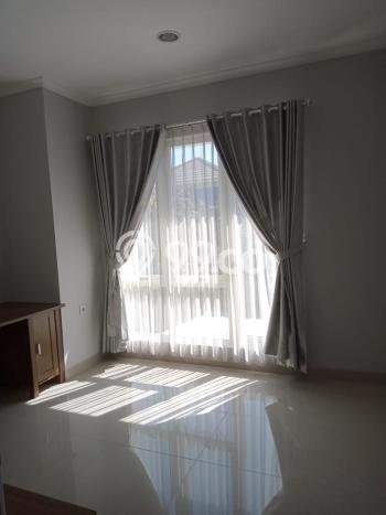 Jual Rumah Modern 3 KT di Summarecon Serpong, Tangerang Jual Rumah Modern 3 KT di Summarecon Serpong, Tangerang