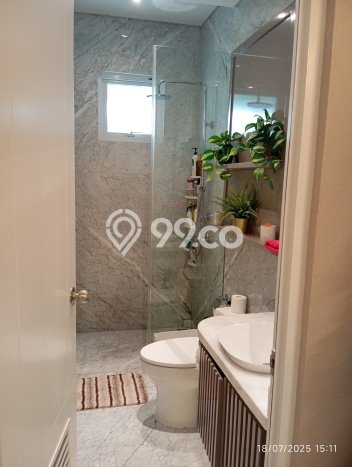 Dijual Rumah Luas Megah Dengan View Eksklusif di Gading Serpong, Tangerang Dijual Rumah Luas Megah Dengan View Eksklusif di Gading Serpong, Tangerang