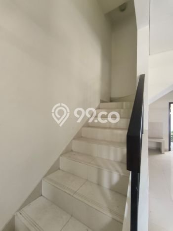 Rumah Elit Modern Siap Huni di BSD Eminent Tangerang Rumah Elit Modern Siap Huni di BSD Eminent Tangerang