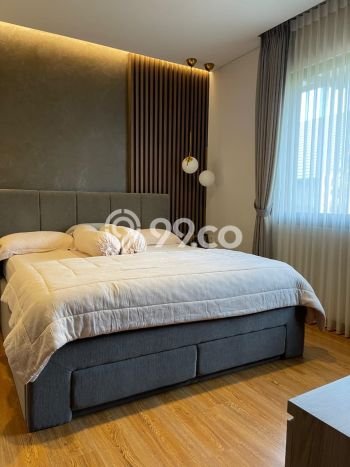 Jual Rumah Mewah Megah Dengan View Eksklusif di BSD Green Wich, Tangerang Jual Rumah Mewah Megah Dengan View Eksklusif di BSD Green Wich, Tangerang