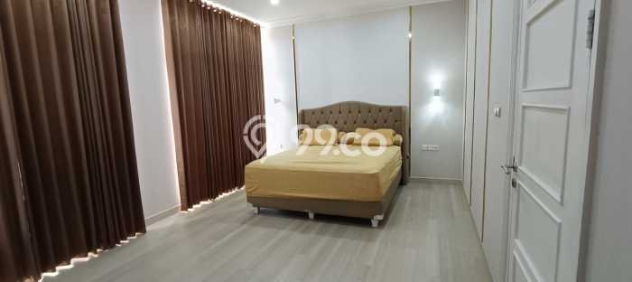 Ready to Use! Luxury House LT 216m2 Desain Elegan di Gading Serpong The Spring Ready to Use! Luxury House LT 216m2 Desain Elegan di Gading Serpong The Spring