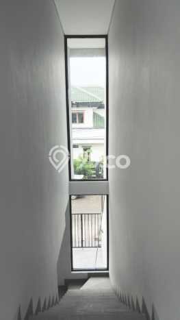 Jual Rumah Bagus Siap Huni LB 120m2 di Serpong Utara, Tangerang Selatan Jual Rumah Bagus Siap Huni LB 120m2 di Serpong Utara, Tangerang Selatan