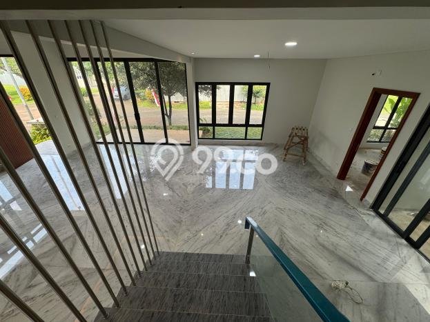 Hunian Elit LB 428m2 Siap Pakai Desain Elegan di BSD Green Wich, Tangerang Hunian Elit LB 428m2 Siap Pakai Desain Elegan di BSD Green Wich, Tangerang