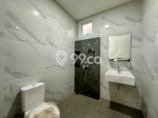 Rumah Luxury Modern Siap Huni di BSD The Icon Tangerang Rumah Luxury Modern Siap Huni di BSD The Icon Tangerang