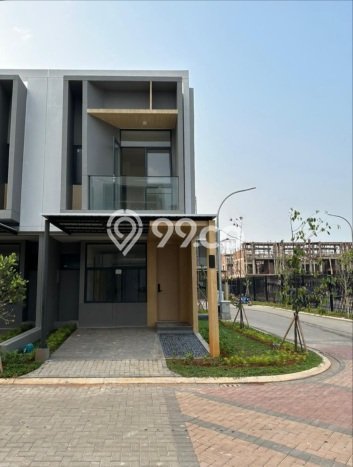 For Sale Rumah 3 Kamar Lokasi Ideal Bagus dan Strategis di BSD For Sale Rumah 3 Kamar Lokasi Ideal Bagus dan Strategis di BSD