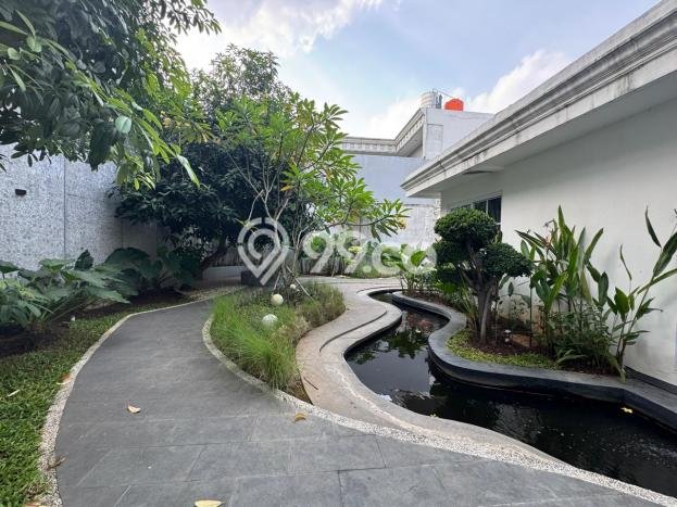 Hunian Elit LB 450m2 Siap Huni Desain Elegan di Alam Sutera, Tangerang Hunian Elit LB 450m2 Siap Huni Desain Elegan di Alam Sutera, Tangerang
