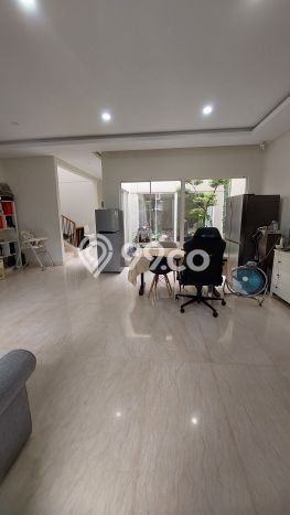 Rumah Elit LB 193m2 Siap Huni Desain Elegan di Gading Serpong, Tangerang Rumah Elit LB 193m2 Siap Huni Desain Elegan di Gading Serpong, Tangerang