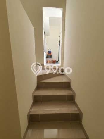 For Sale Hunian Rumah Terawat 4 Kamar di Gading Serpong, Tangerang For Sale Hunian Rumah Terawat 4 Kamar di Gading Serpong, Tangerang