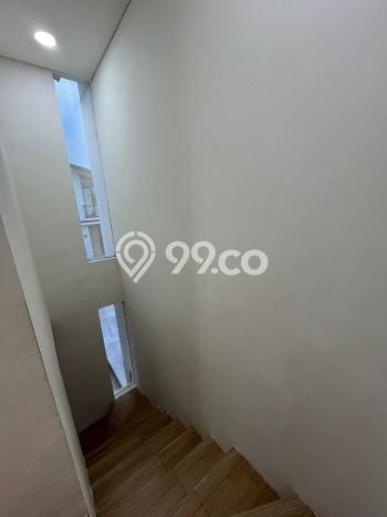 Dijual Rumah 3 Kamar Lokasi Ideal Bagus dan Strategis di Karawaci Dijual Rumah 3 Kamar Lokasi Ideal Bagus dan Strategis di Karawaci
