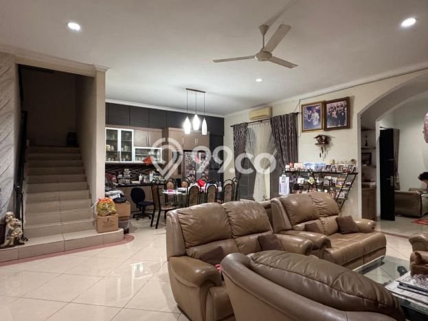 KESEMPATAN TERBAIK! Rumah Nyaman di Pantai Indah Kapuk, LT 276m² Bangunan 400m² KESEMPATAN TERBAIK! Rumah Nyaman di Pantai Indah Kapuk, LT 276m² Bangunan 400m²