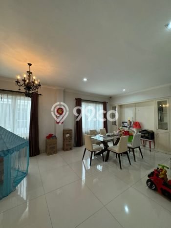 Rumah Elit Modern Siap Huni di Pantai Indah Kapuk Jakarta Utara Rumah Elit Modern Siap Huni di Pantai Indah Kapuk Jakarta Utara