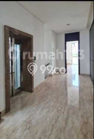 Rumah Mewah LB 300m2 Siap Pakai Desain Elegan di Golf Island, Jakarta Utara Rumah Mewah LB 300m2 Siap Pakai Desain Elegan di Golf Island, Jakarta Utara