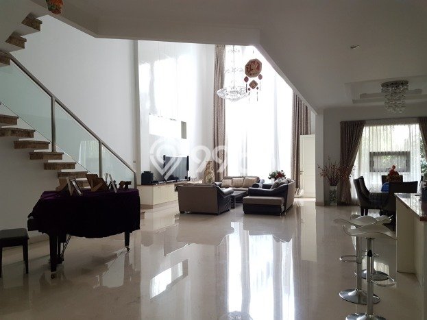 INVESTASI TEPAT! Rumah di Pantai Indah Kapuk, LT 450m² Bangunan 800m² INVESTASI TEPAT! Rumah di Pantai Indah Kapuk, LT 450m² Bangunan 800m²
