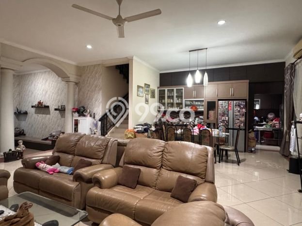 KESEMPATAN TERBAIK! Rumah Nyaman di Pantai Indah Kapuk, LT 276m² Bangunan 400m² KESEMPATAN TERBAIK! Rumah Nyaman di Pantai Indah Kapuk, LT 276m² Bangunan 400m²