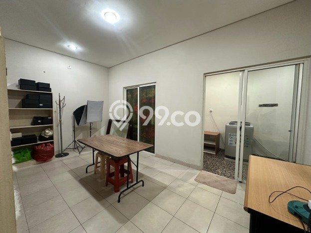 Rumah Elit Modern Tanpa Renovasi di Pantai Indah Kapuk Jakarta Utara Rumah Elit Modern Tanpa Renovasi di Pantai Indah Kapuk Jakarta Utara