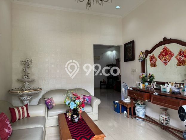 Rumah Elit LB 300m2 Siap Pakai Desain Elegan di Pluit, Jakarta Utara Rumah Elit LB 300m2 Siap Pakai Desain Elegan di Pluit, Jakarta Utara