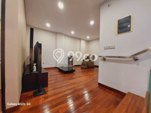Rumah Elit Modern Siap Huni di Pantai Indah Kapuk Jakarta Utara Rumah Elit Modern Siap Huni di Pantai Indah Kapuk Jakarta Utara
