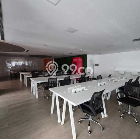 LOKASI STRATEGIS! Kantor di Senayan, Luas 712m², Kawasan Bisnis LOKASI STRATEGIS! Kantor di Senayan, Luas 712m², Kawasan Bisnis