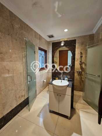 Disewakan Segera Rumah Kondisi Baik di Area Kebayoran Lama, Jakarta Selatan Disewakan Segera Rumah Kondisi Baik di Area Kebayoran Lama, Jakarta Selatan