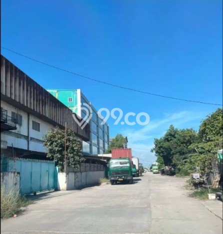 Gudang Disewa di Jakarta Utara dengan LB 1000m2 Area Komersial Ramai Gudang Disewa di Jakarta Utara dengan LB 1000m2 Area Komersial Ramai