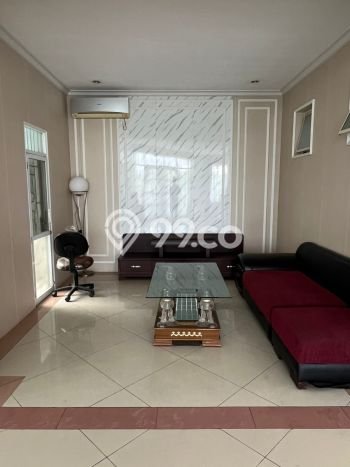 Disewakan! Rumah 4 Kamar Tidur &
3 Kamar Mandi di Pantai Indah Kapuk, Jakarta Utara Disewakan! Rumah 4 Kamar Tidur &
3 Kamar Mandi di Pantai Indah Kapuk, Jakarta Utara