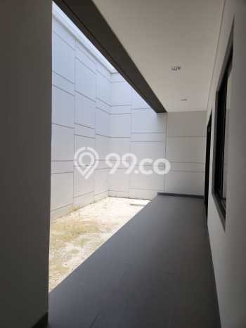 Rumah sewa siap huni 4 Kamar Tidur di Pantai Indah Kapuk, Jakarta Utara Rumah sewa siap huni 4 Kamar Tidur di Pantai Indah Kapuk, Jakarta Utara