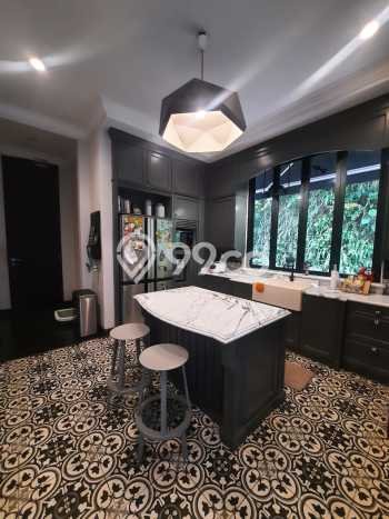 Rumah Luxury Modern Siap Huni di Pejaten Jakarta Selatan Rumah Luxury Modern Siap Huni di Pejaten Jakarta Selatan