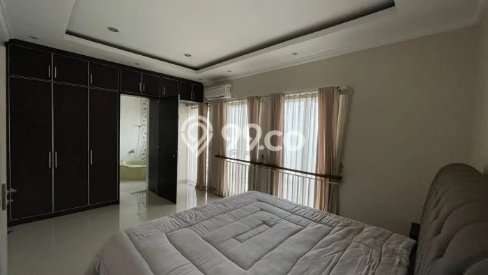 Disewakan Rumah Konsep Minimalis di Cilandak Jakarta Selatan dengan 6 Kamar Disewakan Rumah Konsep Minimalis di Cilandak Jakarta Selatan dengan 6 Kamar