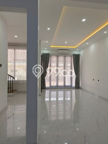 Rumah Bagus Siap Pakai Di Cilandak Luas 200m2 Lokasi Strategis Rumah Bagus Siap Pakai Di Cilandak Luas 200m2 Lokasi Strategis
