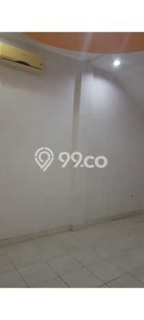 LOKASI STRATEGIS! Ruko For Rent Kawasan Taman Surya, Luas 163m², Area Berkembang LOKASI STRATEGIS! Ruko For Rent Kawasan Taman Surya, Luas 163m², Area Berkembang