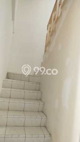 Rumah Luas Asri 2 KT Siap Huni di Daan Mogot Jakarta Barat Rumah Luas Asri 2 KT Siap Huni di Daan Mogot Jakarta Barat