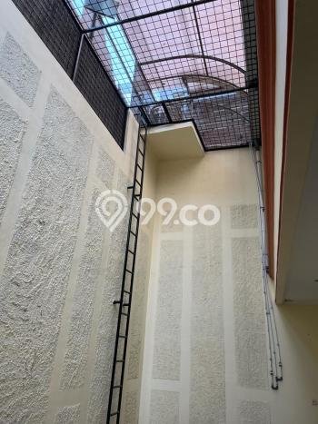 Dijual Rumah Luas Megah Dengan View Eksklusif di Permata Buana, Jakarta Barat Dijual Rumah Luas Megah Dengan View Eksklusif di Permata Buana, Jakarta Barat