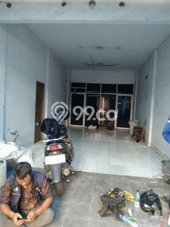 Ruko Disewa di Jakarta Barat dengan LB 266m2 Area Komersial Ramai Ruko Disewa di Jakarta Barat dengan LB 266m2 Area Komersial Ramai