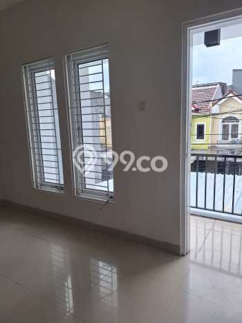 Dijual Rumah Premium dengan Fasilitas Sekitar Lengkap di Cengkareng, Jakarta Barat Dijual Rumah Premium dengan Fasilitas Sekitar Lengkap di Cengkareng, Jakarta Barat