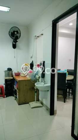 Rumah Mewah LB 150m2 Siap Huni Desain Elegan di Daan Mogot, Jakarta Barat Rumah Mewah LB 150m2 Siap Huni Desain Elegan di Daan Mogot, Jakarta Barat