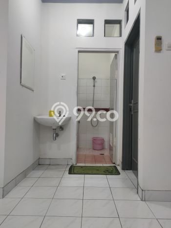 Disewakan! Rumah 2 Kamar Tidur &
1 Kamar Mandi di Kalideres, Jakarta Barat Disewakan! Rumah 2 Kamar Tidur &
1 Kamar Mandi di Kalideres, Jakarta Barat